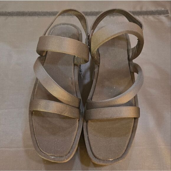 BRAND NEW FOREVER 21 ROUND-TOE ESPADRILLE WEDGE PLATFORM SANDAL - Picture 2 of 14